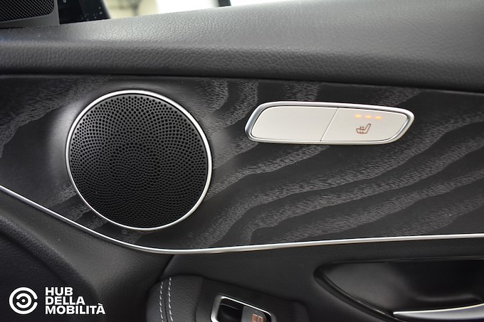 MERCEDES-BENZ GLC 220 d 4Matic Premium Night Edition